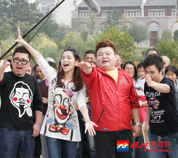 安徽电视台综艺频道《全民大精彩》走进独秀公