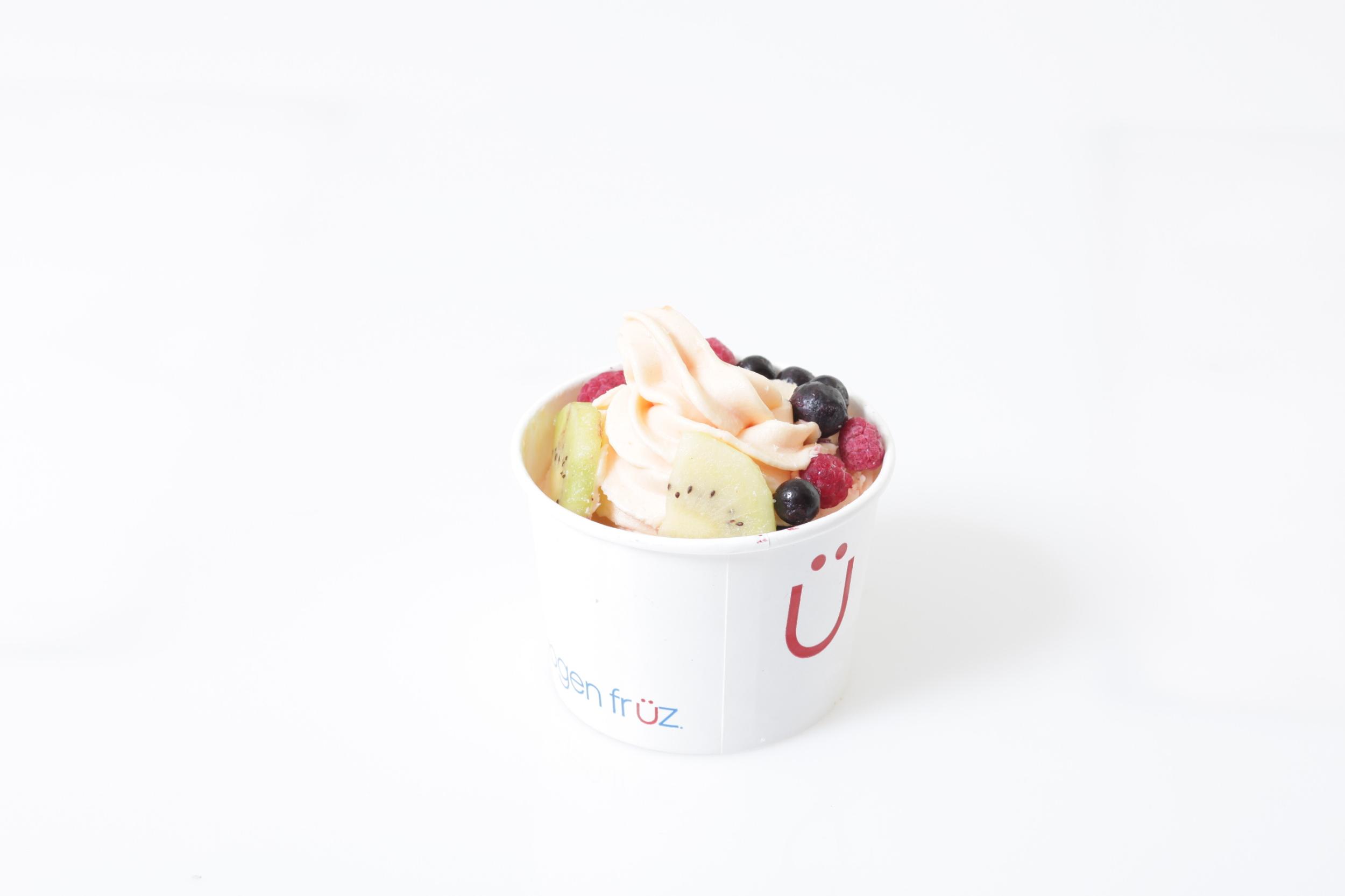 多喜爱百变金刚3代冰淇淋机强大美食，想吃得不好都很难