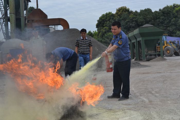 江论坛 - 望江民生-望江公路局开展消防演练提