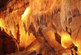 芒果网:说说盗墓笔记那些事--岩洞秘境之旅