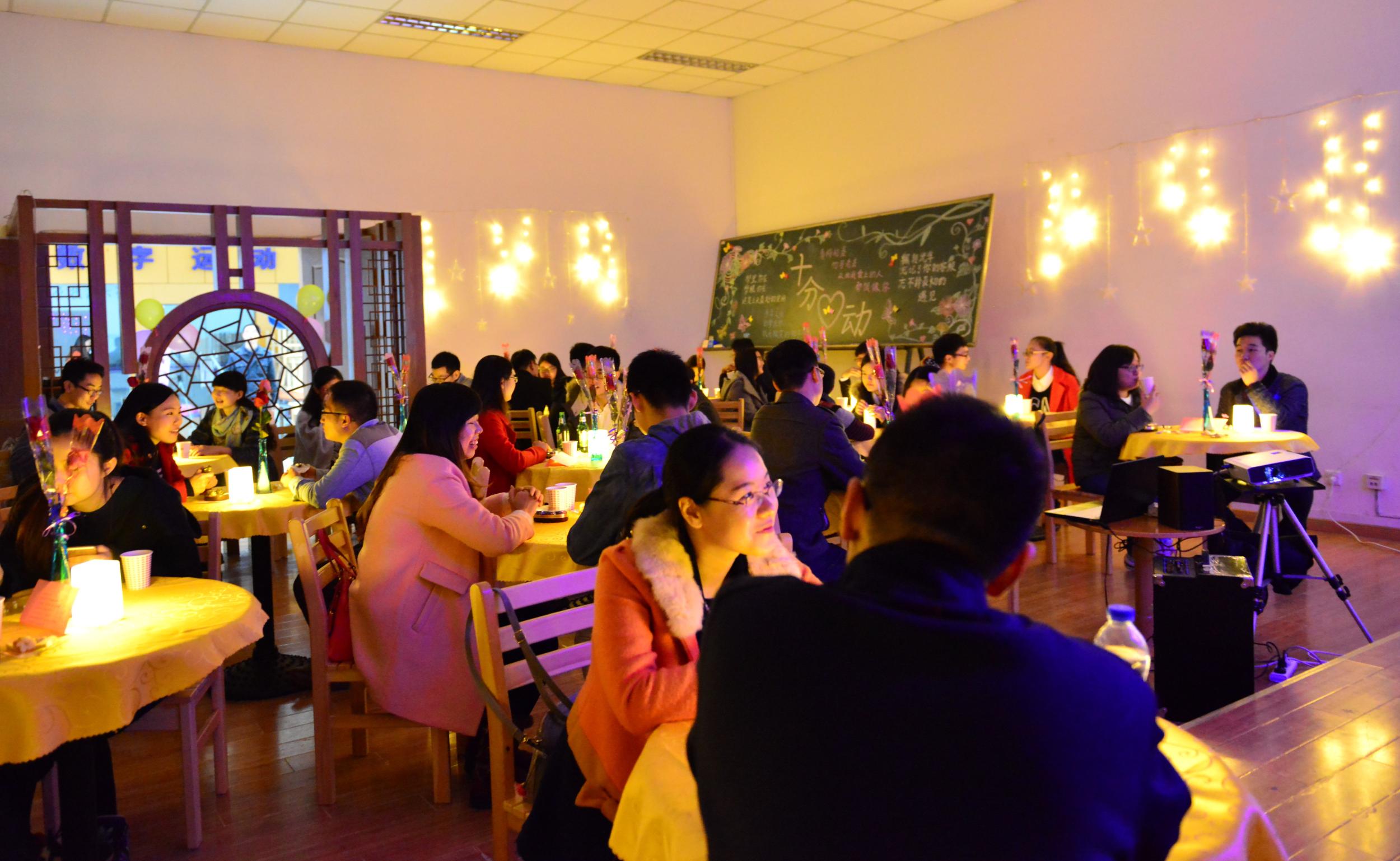 合肥高校5000大学生集体相亲寻找校园真爱