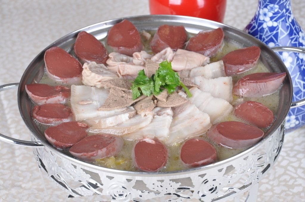 2013中变国战传奇私服游戏截图3