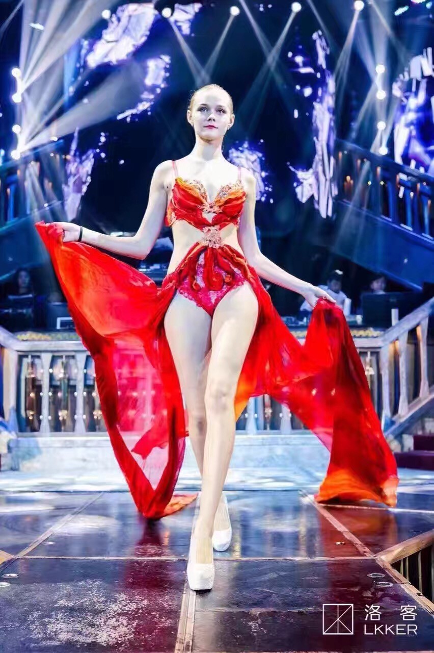 为设计师造节--洛客(LKKER)设计师节