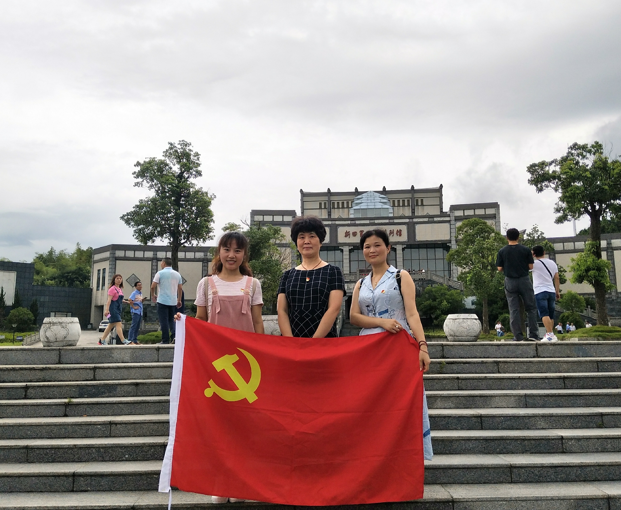 市委党史办赴泾县红色教育基地开展革命传统教育