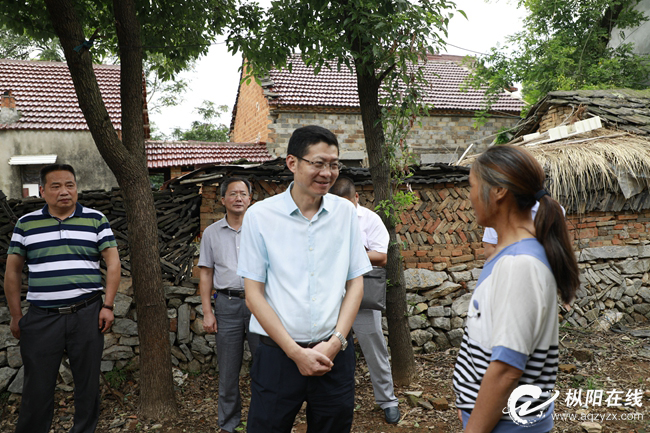 强化乡村振兴战略基础 坚决打赢打好脱贫攻坚
