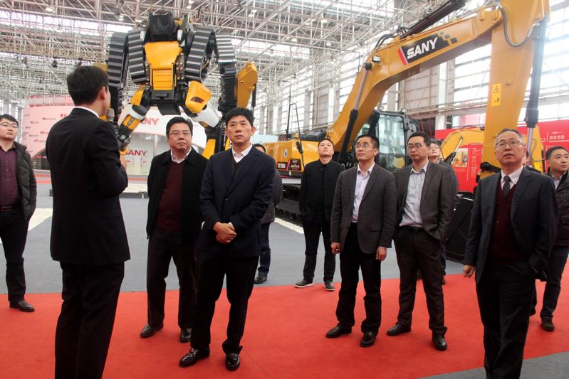 刘中汉一行在沪考察产城融合范例上海港城集团