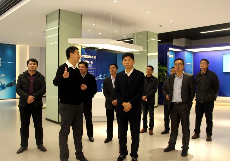 刘中汉一行在沪考察产城融合范例上海港城集团